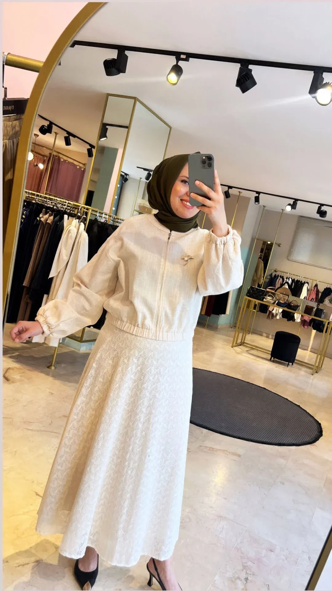 Dantelli Keten Etekli Takım