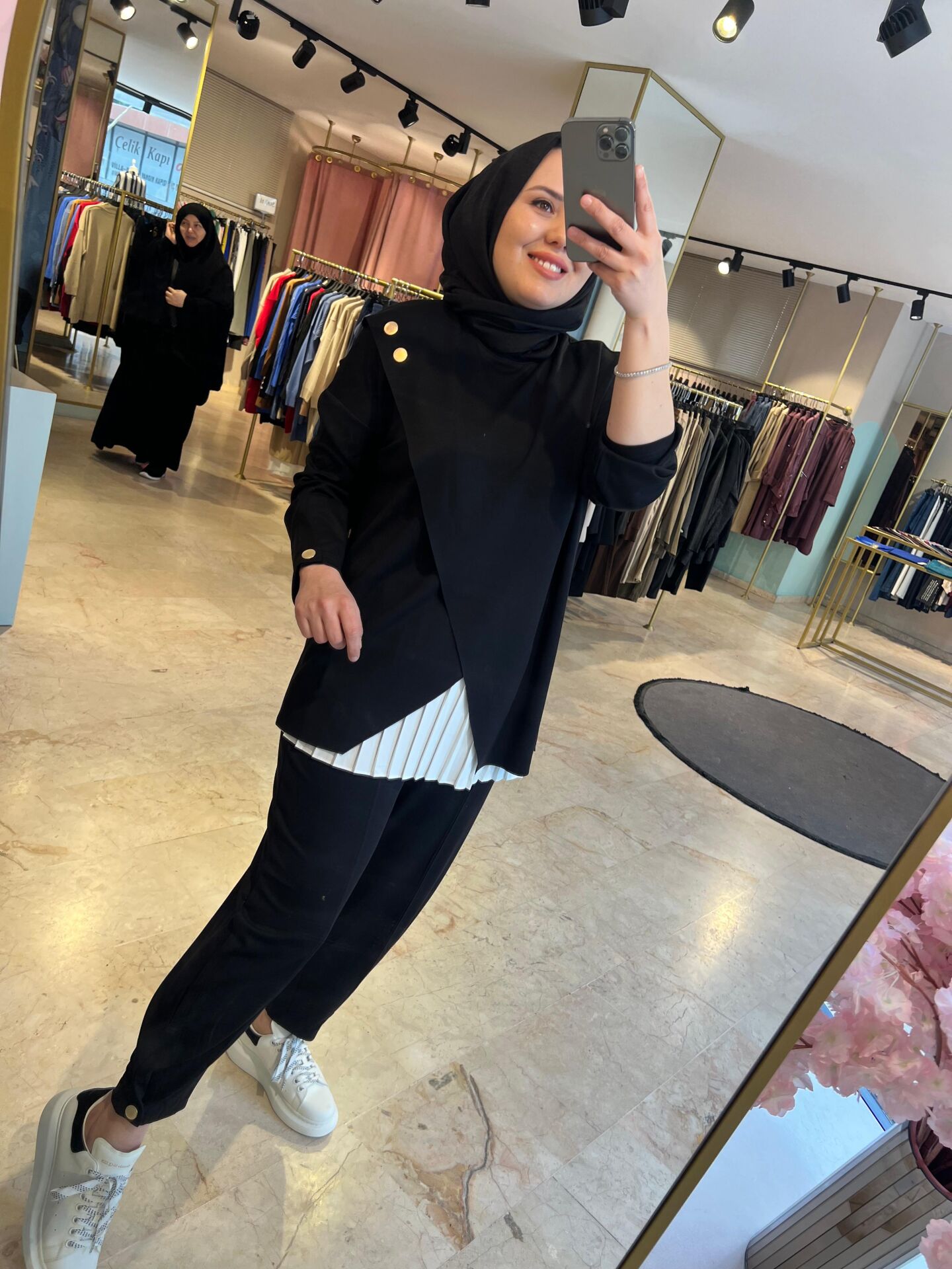 Siyah Çapraz Tunikli Bayan Takım