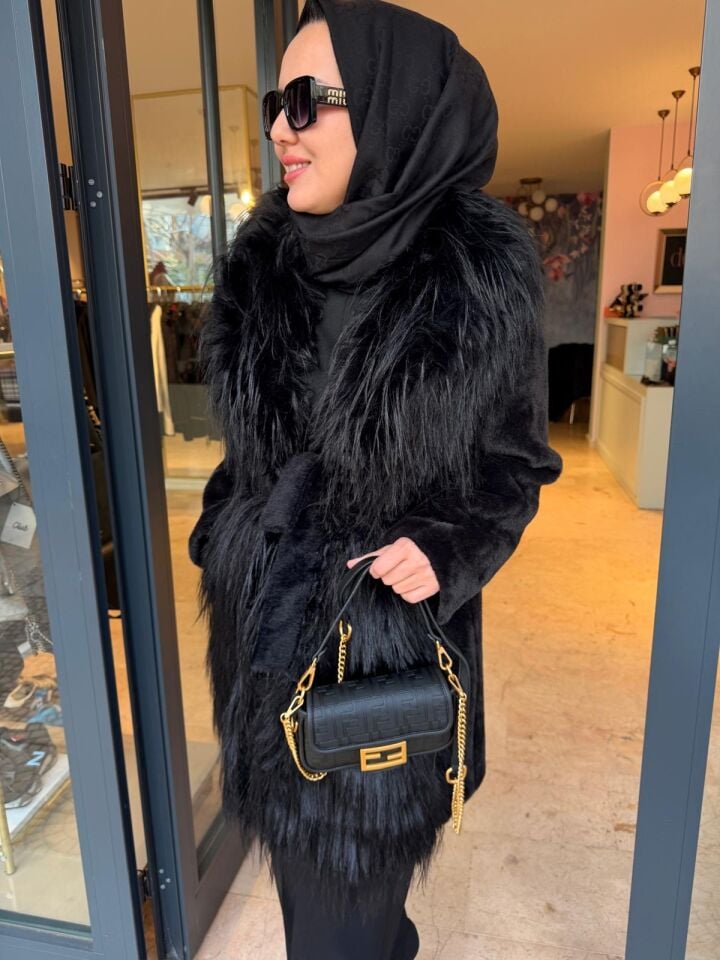 Kadın Siyah Kürk