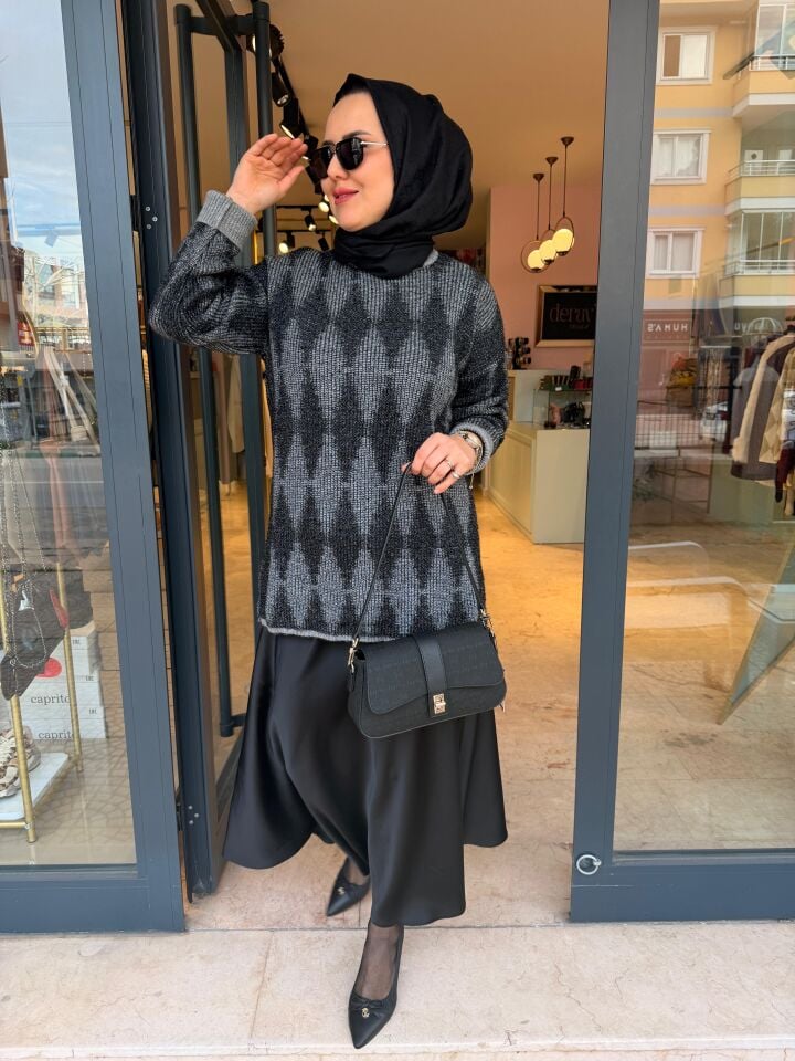 Baklavalı Simli Gri Kazak