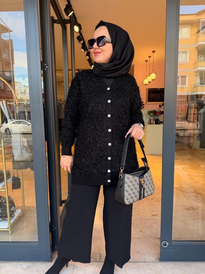 Sakalı Siyah Hırka