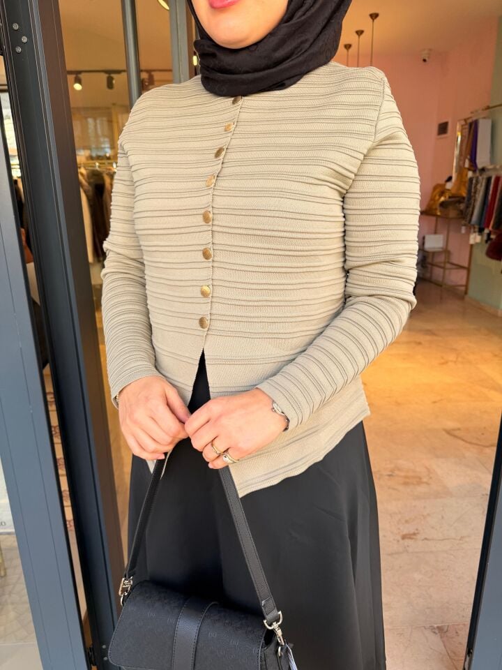 Eteküstü Çelik Örme Bej Triko