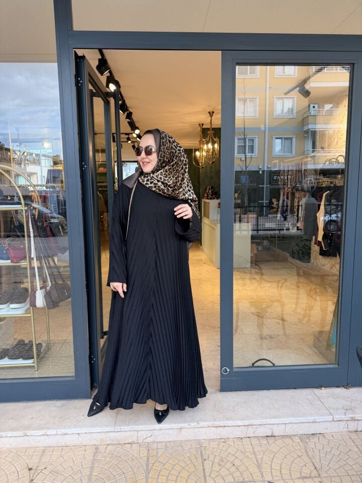 Piliseli Abaya Bayan Siyah