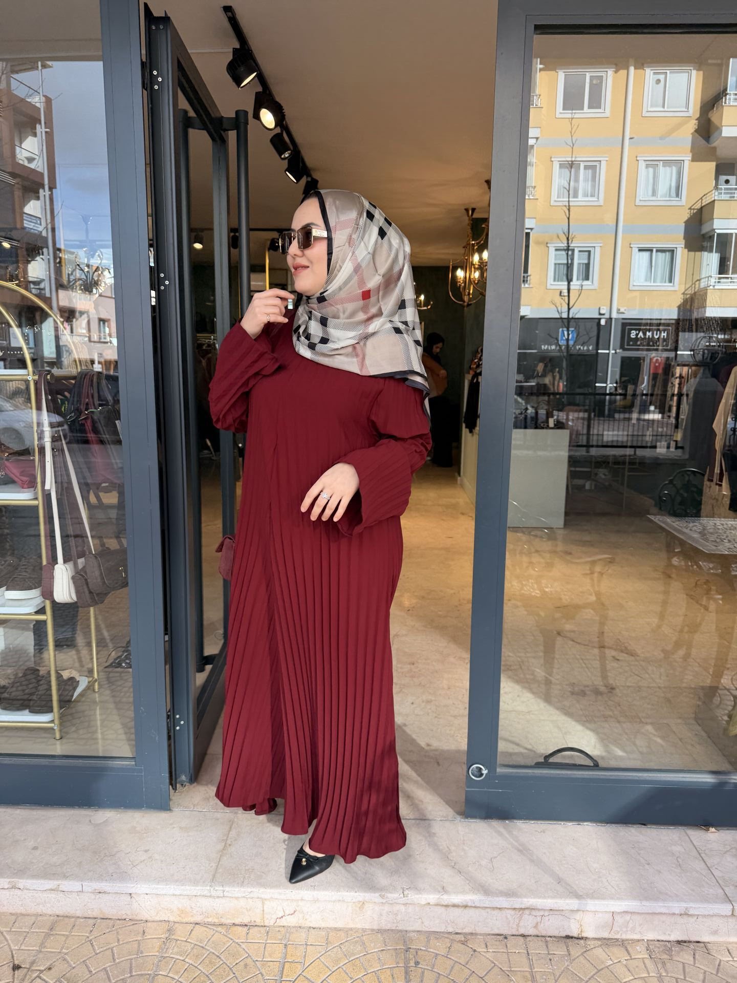 Piliseli Abaya Bayan Bordo